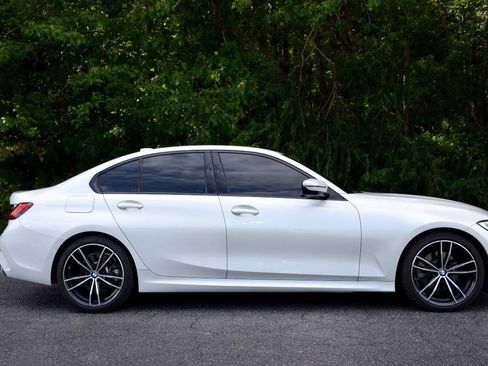 Used 2019 BMW 330i xDrive Sedan AWD/4WD image 6