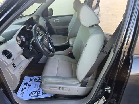Used 2015 Honda Pilot SE image 16