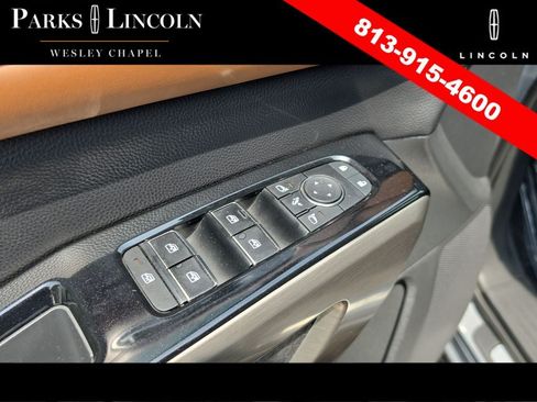 Used 2022 Nissan Pathfinder Platinum AWD/4WD image 19