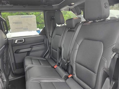 New 2025 Ford Bronco Big Bend w/ Black Diamond Package image 8