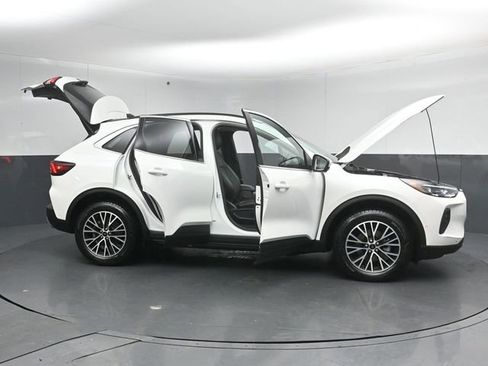 Certified 2024 Ford Escape Base w/ PHEV Premium Package image 57