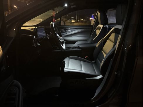 Used 2025 Chevrolet Blazer EV LT w/ Super Cruise Package image 9