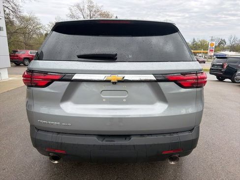 Used 2023 Chevrolet Traverse LS AWD/4WD image 4