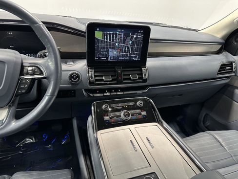 Used 2020 Lincoln Navigator L Black Label w/ Cargo Convenience Package image 20