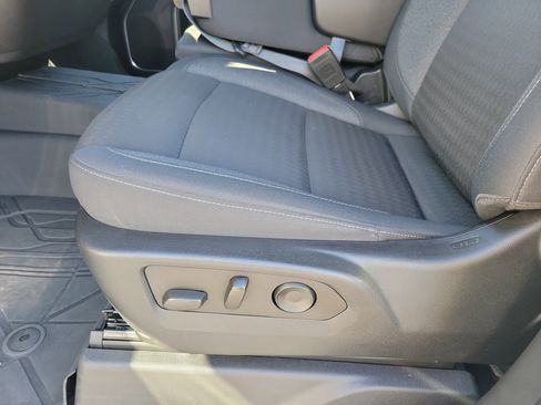 Used 2022 Chevrolet Silverado 1500 LT image 5