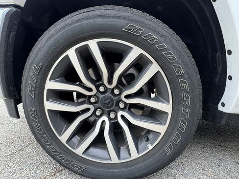 Used 2026 RAM 1500 Limited AWD/4WD image 14