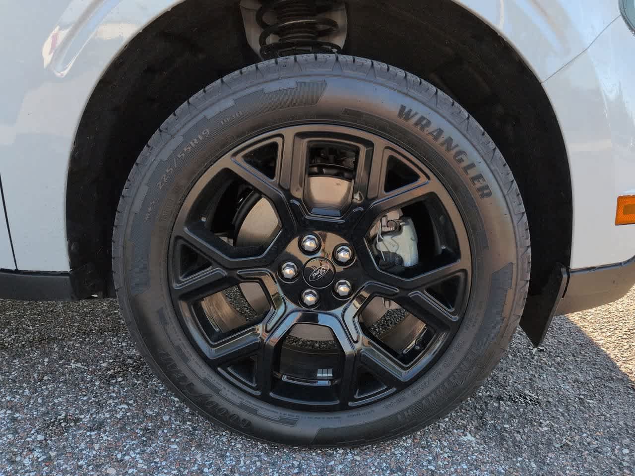 Used 2026 Ford Maverick Lariat w/ Black Appearance Package AWD/4WD image 11