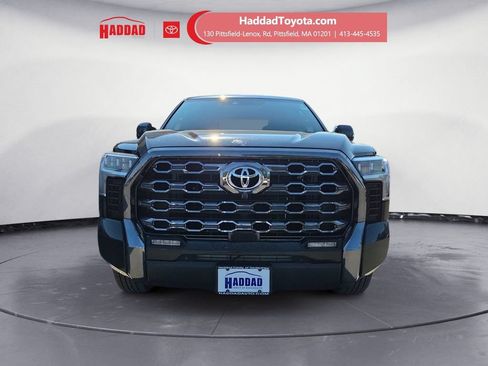 Used 2024 Toyota Tundra Platinum AWD/4WD image 9
