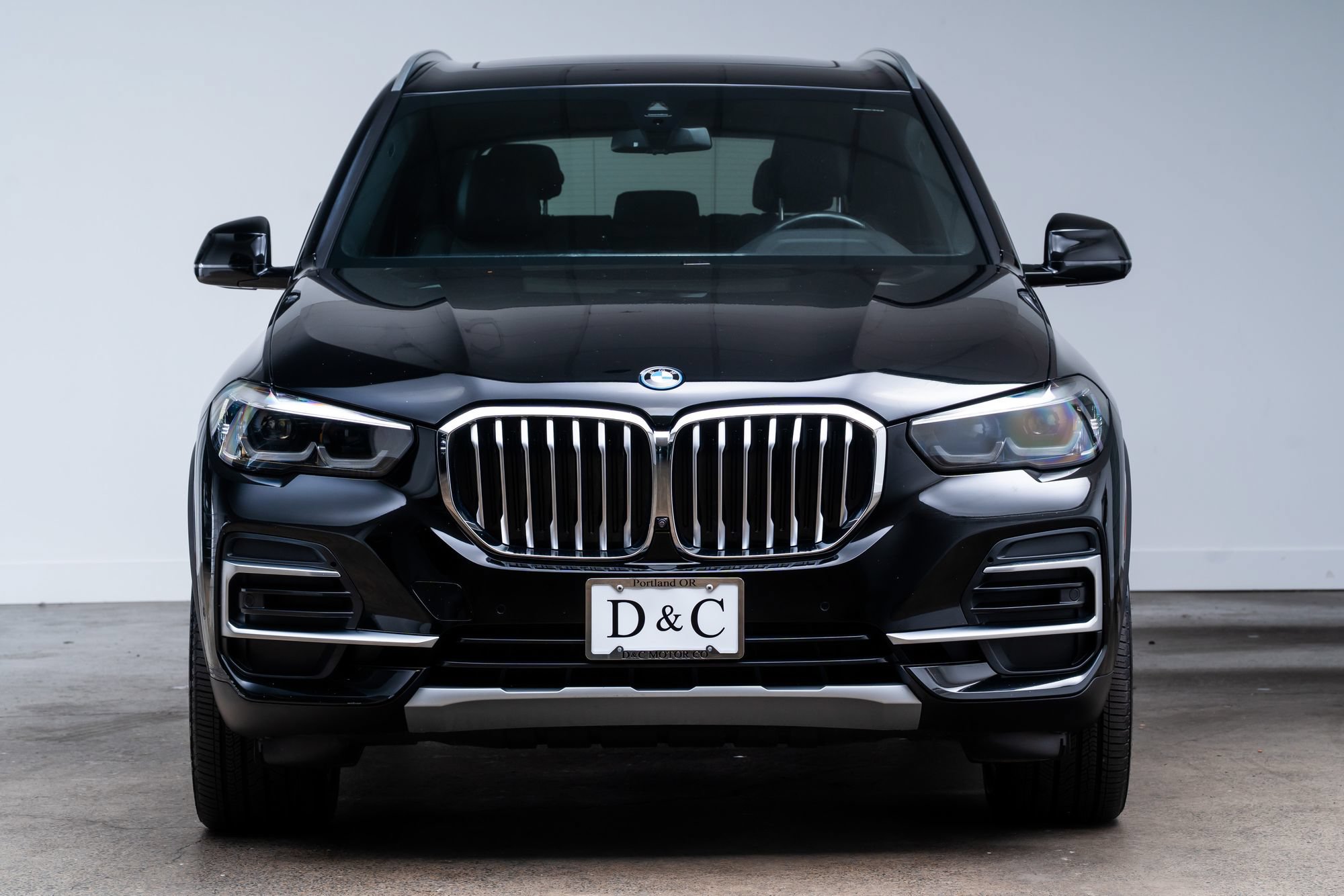 Used 2023 BMW X5 xDrive45e AWD/4WD image 2