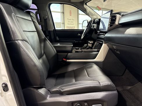Used 2022 Toyota Tundra Limited AWD/4WD image 26