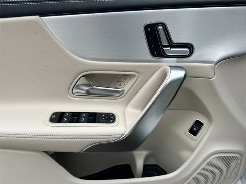 New 2025 Mercedes-Benz CLA 250 image 11