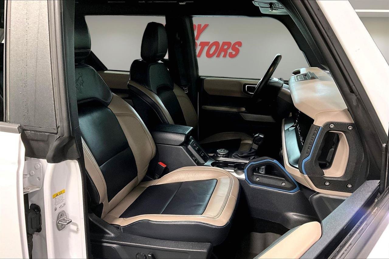 Used 2023 Ford Bronco Wildtrak AWD/4WD image 31