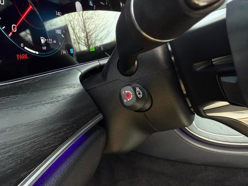 Used 2022 Mercedes-Benz E 450 4MATIC Coupe image 10