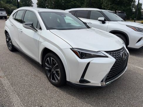 Used 2025 Lexus UX 300h AWD w/ Cold Area Package image 3