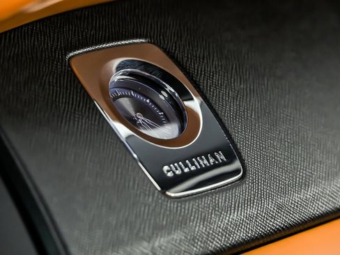 Used 2023 Rolls-Royce Cullinan AWD/4WD image 42