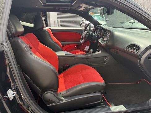 Used 2020 Dodge Challenger R/T Scat Pack RWD image 12