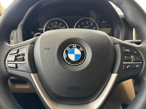 Used 2017 BMW X3 sDrive28i RWD image 11
