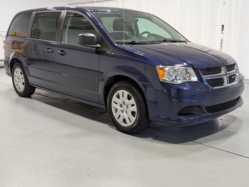 Used 2017 Dodge Grand Caravan SE w/ Power Window Group image 6