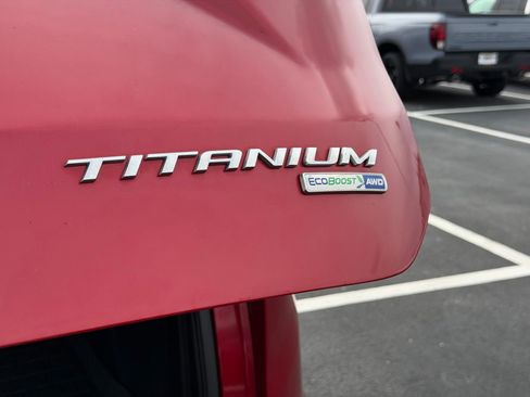 Used 2020 Ford Edge Titanium w/ Equipment Group 301A AWD/4WD image 36