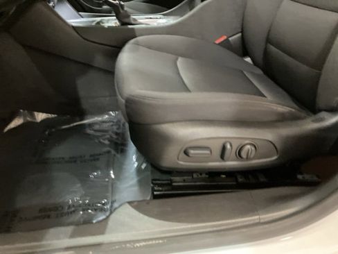 Used 2023 Chevrolet Malibu LT image 10