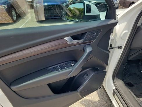 Certified 2023 Audi Q5 Premium w/ Convenience Package AWD/4WD image 18
