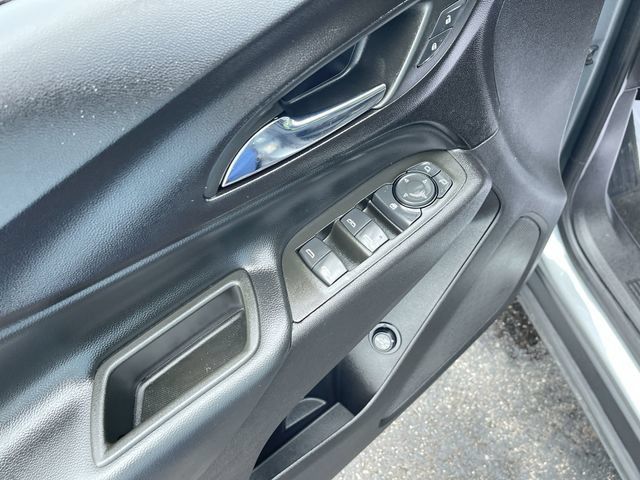 Used 2024 Chevrolet Equinox LT FWD image 22