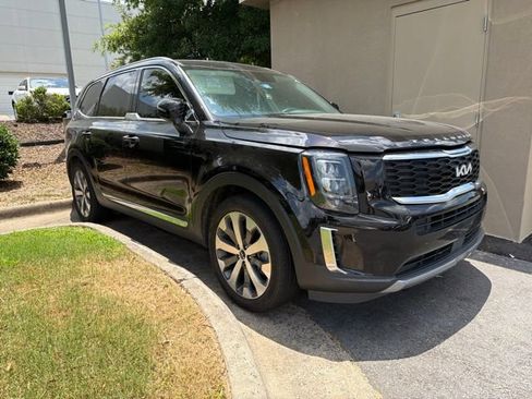 Used 2022 Kia Telluride EX w/ EX Premium Package AWD/4WD image 2