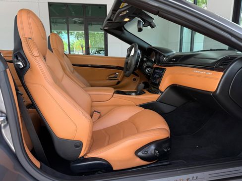 Used 2019 Maserati GranTurismo Sport image 31