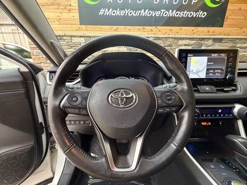 Used 2019 Toyota RAV4 Limited AWD/4WD image 20