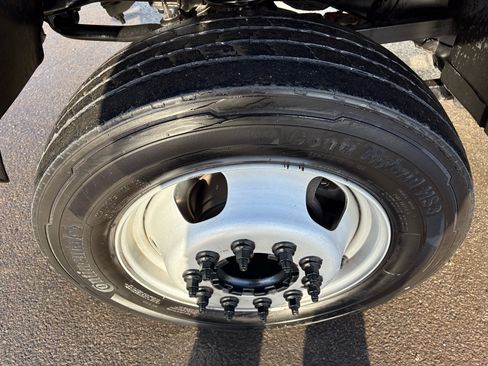 Used 2014 RAM 5500 Tradesman image 13