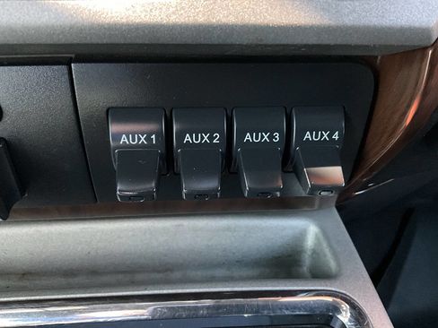 Used 2013 Ford F250 Lariat w/ Chrome Pkg image 36