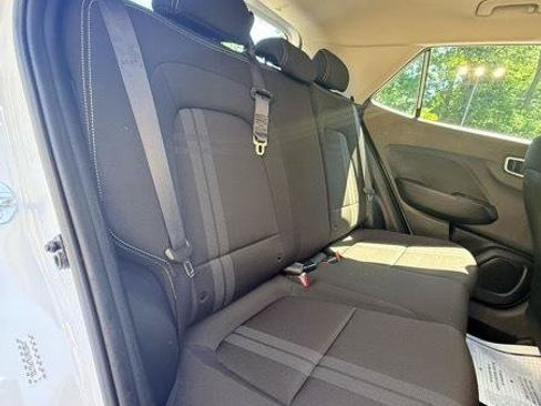 Used 2020 Hyundai Venue SEL FWD image 18