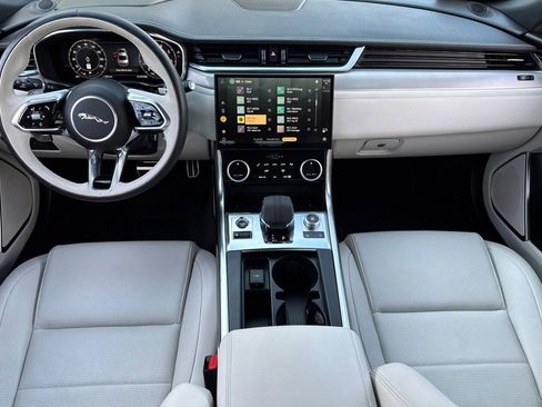 Used 2024 Jaguar XF R-Dynamic SE image 26