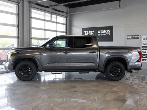 Used 2023 Toyota Tundra SR5 AWD/4WD image 1
