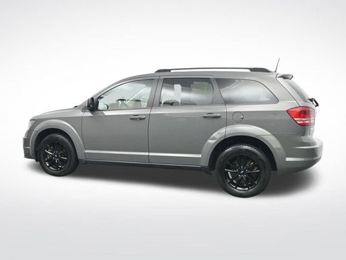 Used 2020 Dodge Journey SE w/ SE Popular Equipment Group image 10