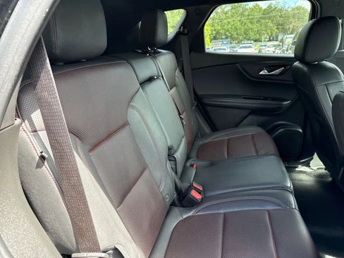 Used 2025 Chevrolet Blazer RS FWD image 14