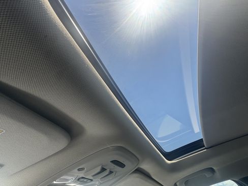Used 2023 Buick Encore GX Essence w/ Experience Buick Package FWD image 35