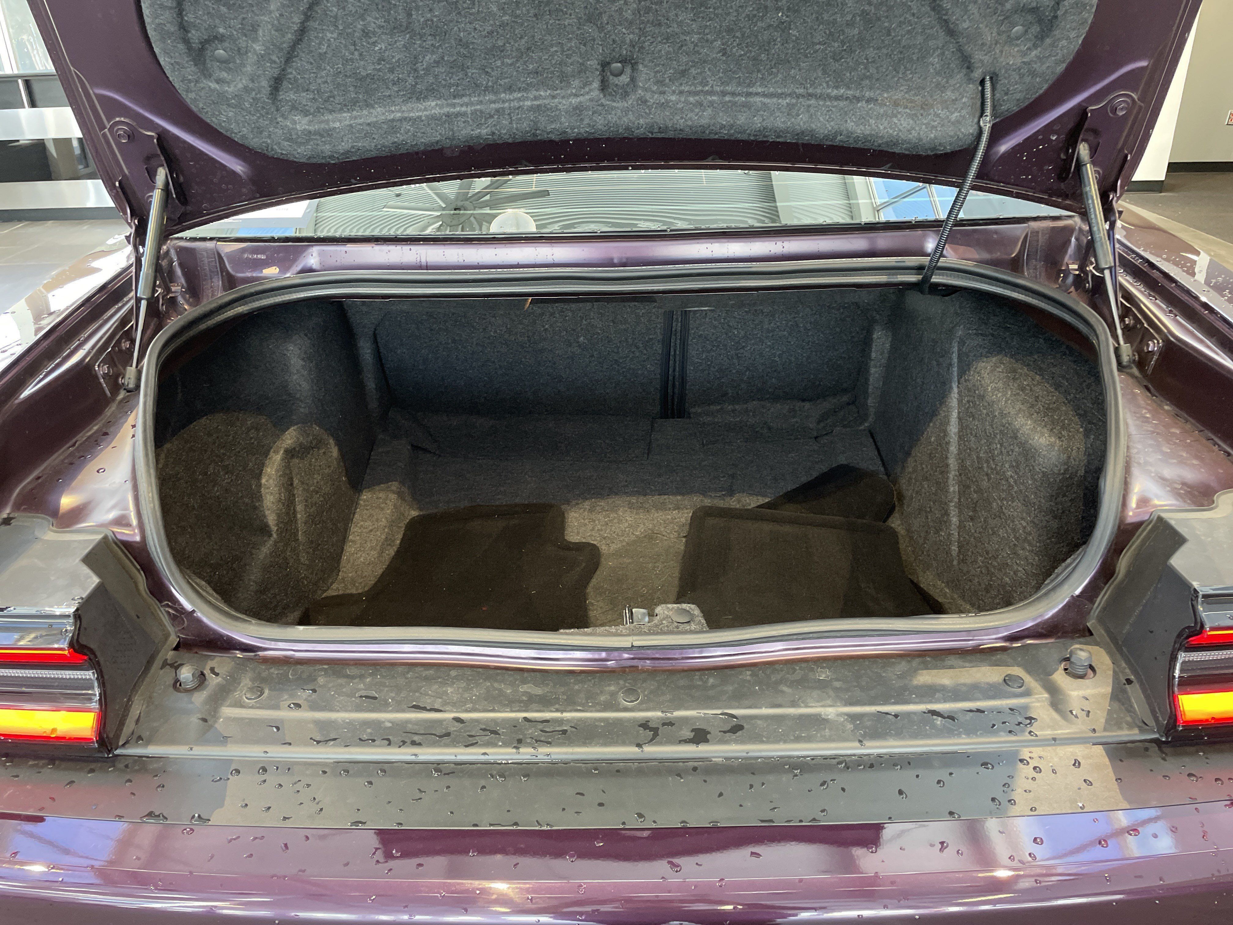 Used 2021 Dodge Challenger R/T Scat Pack RWD image 38