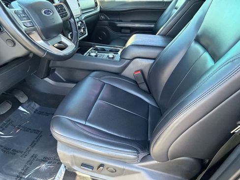 Used 2024 Ford Expedition Max XLT image 21