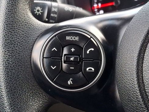 Certified 2022 Kia Soul LX image 20