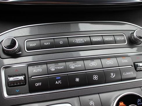 Used 2023 Hyundai Santa Fe Calligraphy AWD/4WD image 9