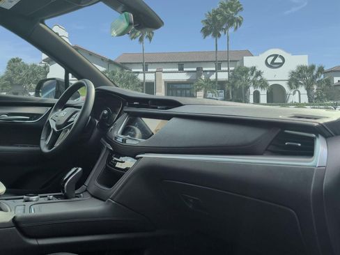 Used 2024 Cadillac XT5 Luxury w/ LPO, Floor Liner Package FWD image 28