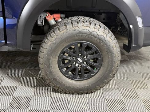 Used 2025 Ford F150 Raptor AWD/4WD image 11