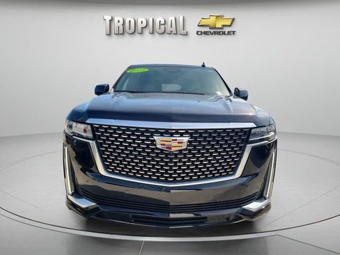 Used 2023 Cadillac Escalade ESV Premium Luxury RWD image 8