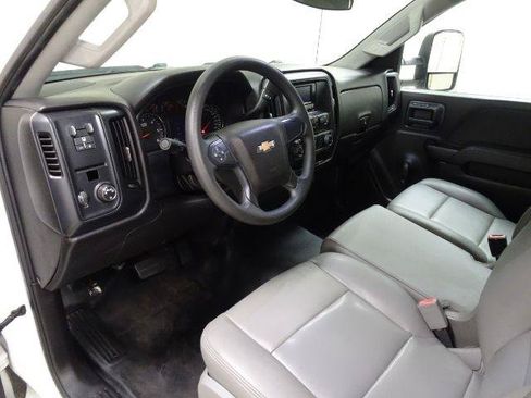 Used 2015 Chevrolet Silverado 2500 W/T RWD image 17