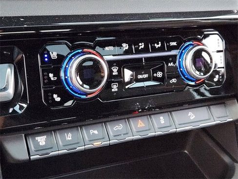 New 2026 GMC Sierra 2500 AT4 image 19