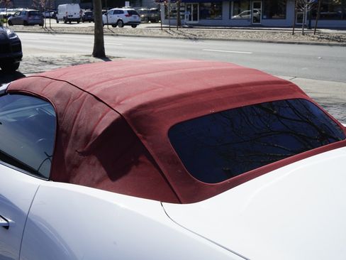 Used 2017 Jaguar F-TYPE S image 23