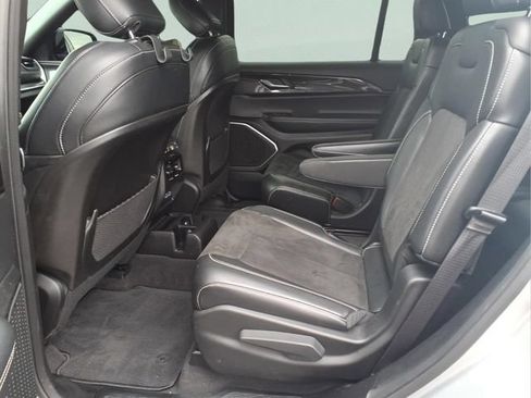 Used 2021 Jeep Grand Cherokee L Laredo AWD/4WD image 18
