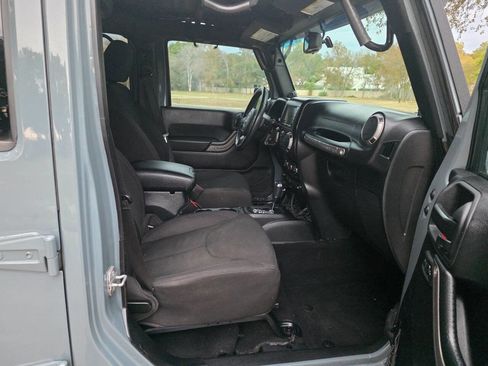 Used 2014 Jeep Wrangler Unlimited Sport w/ Quick Order Package 24S image 28