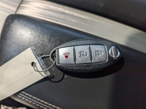Used 2017 Nissan Murano S w/ Navigation Package FWD image 25